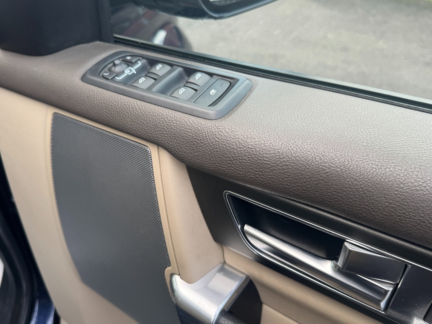 Used Land Rover Discovery 2016 for sale - 76641217: Photo 51