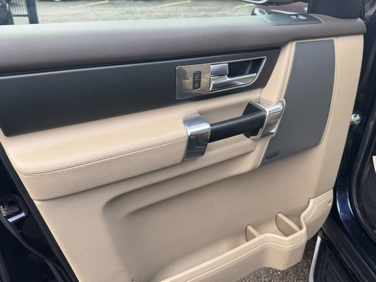 Used Land Rover Discovery 2016 for sale - 76641217: Photo 52