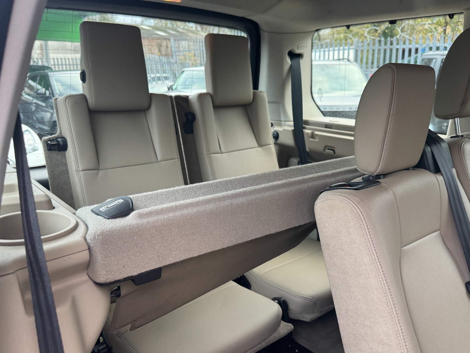 Used Land Rover Discovery 2016 for sale - 76641217: Photo 60