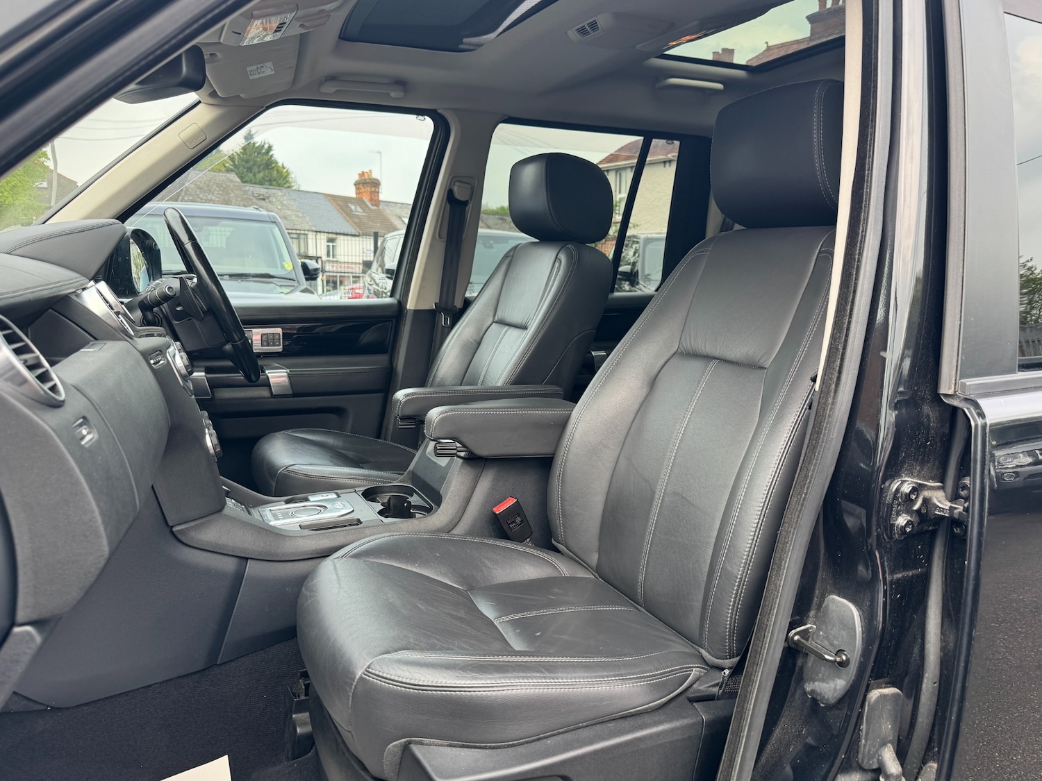 Vehicle 28