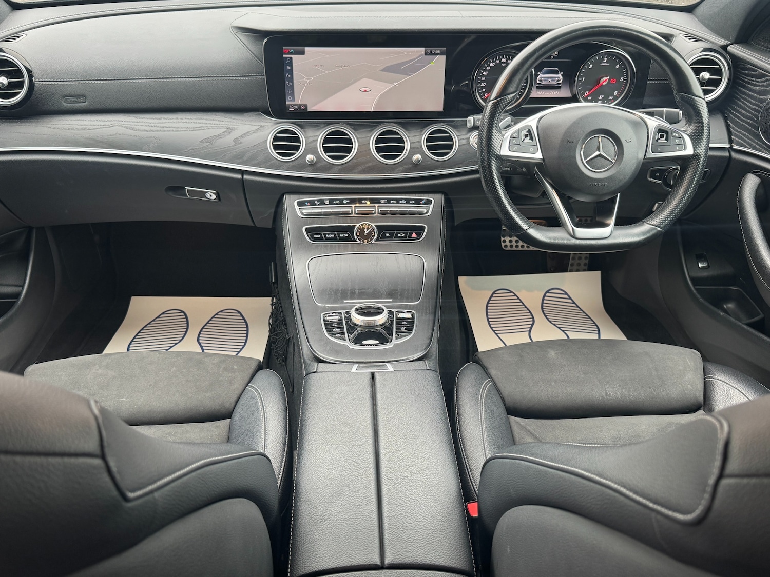 Used Mercedes-Benz E Class 2018 for sale - 76542306: Photo 32