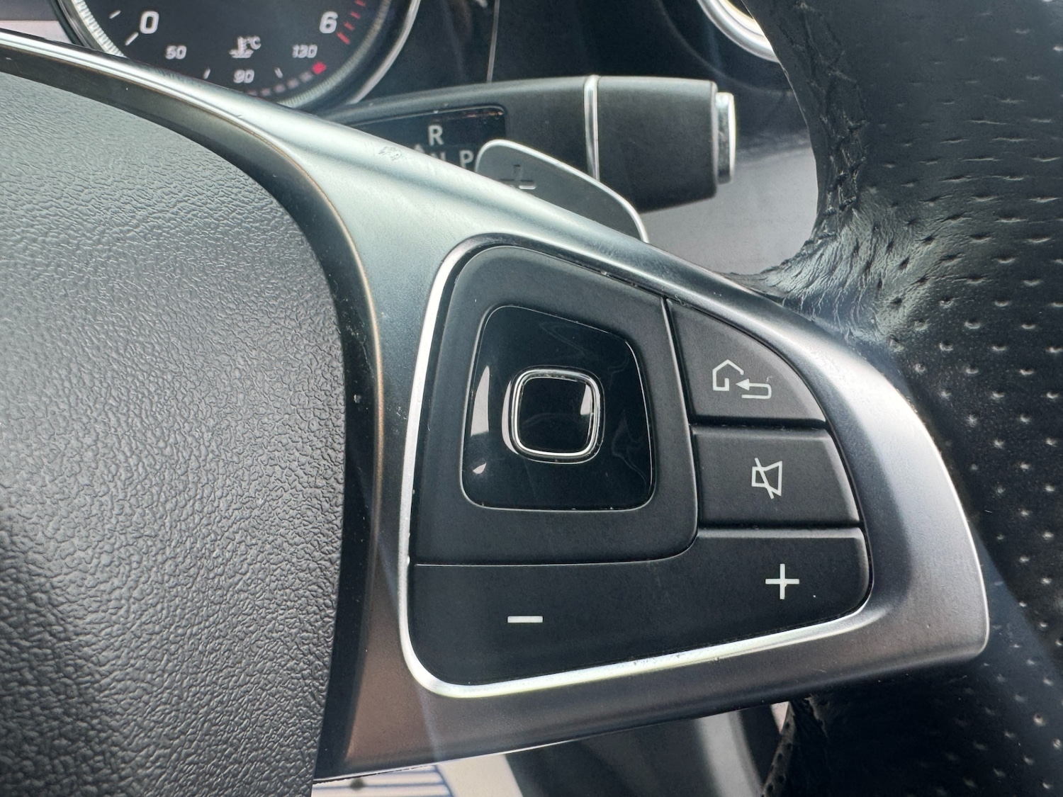 Used Mercedes-Benz E Class 2018 for sale - 76542306: Photo 43