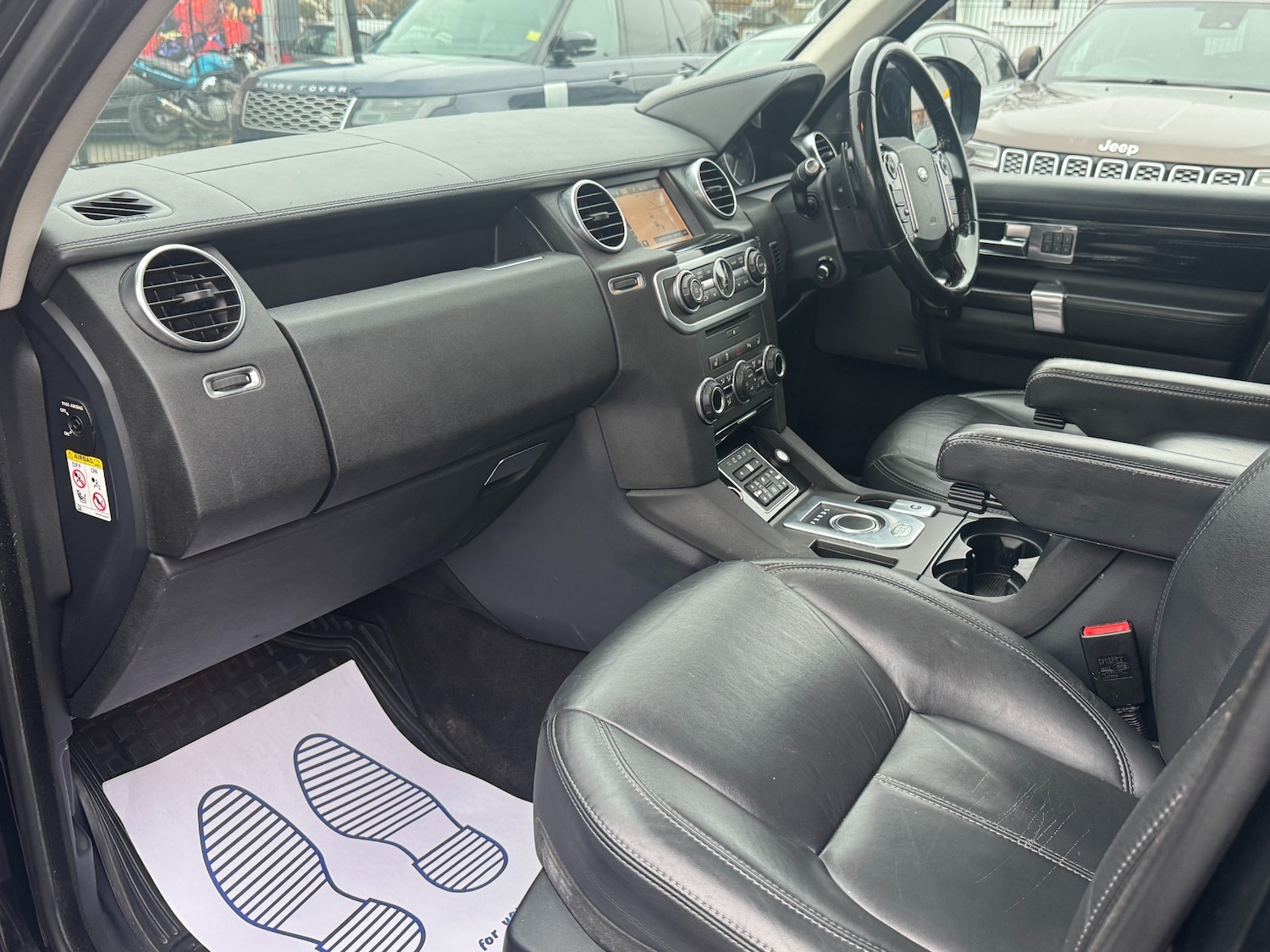 Used Land Rover Discovery 2016 for sale - 77792671: Photo 24