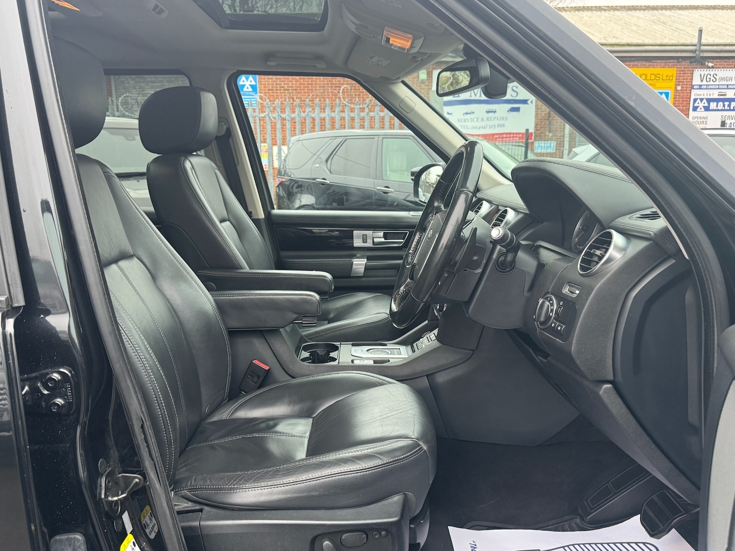 Used Land Rover Discovery 2016 for sale - 77792671: Photo 28