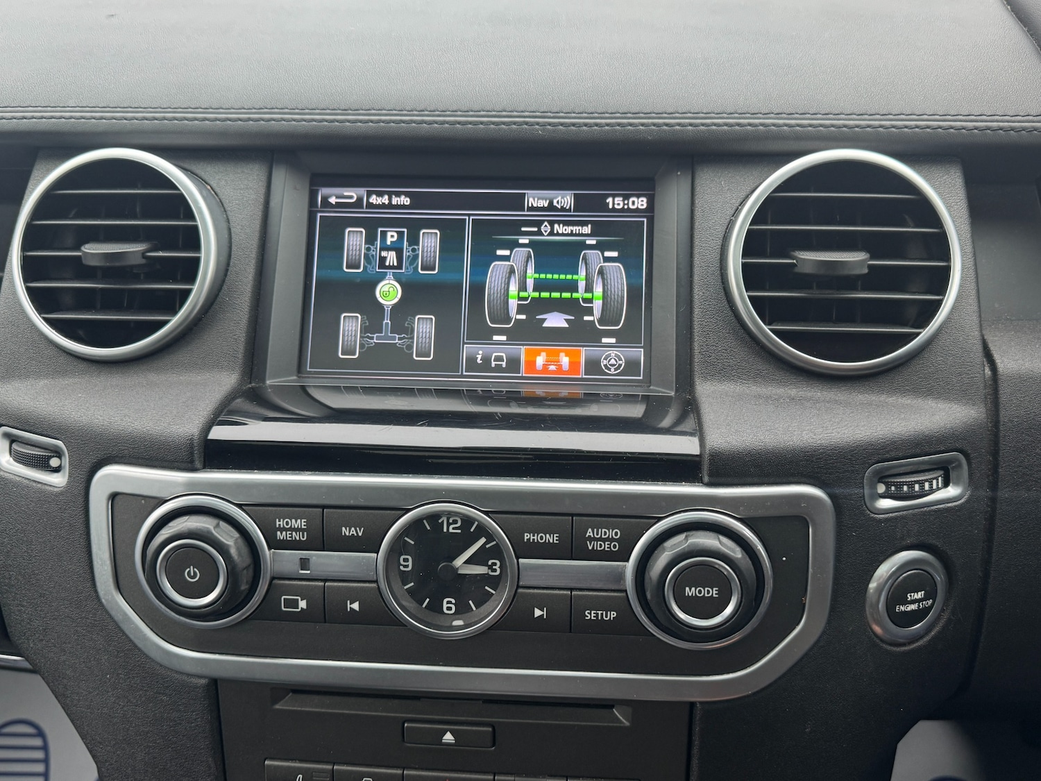 Used Land Rover Discovery 2016 for sale - 77792671: Photo 40