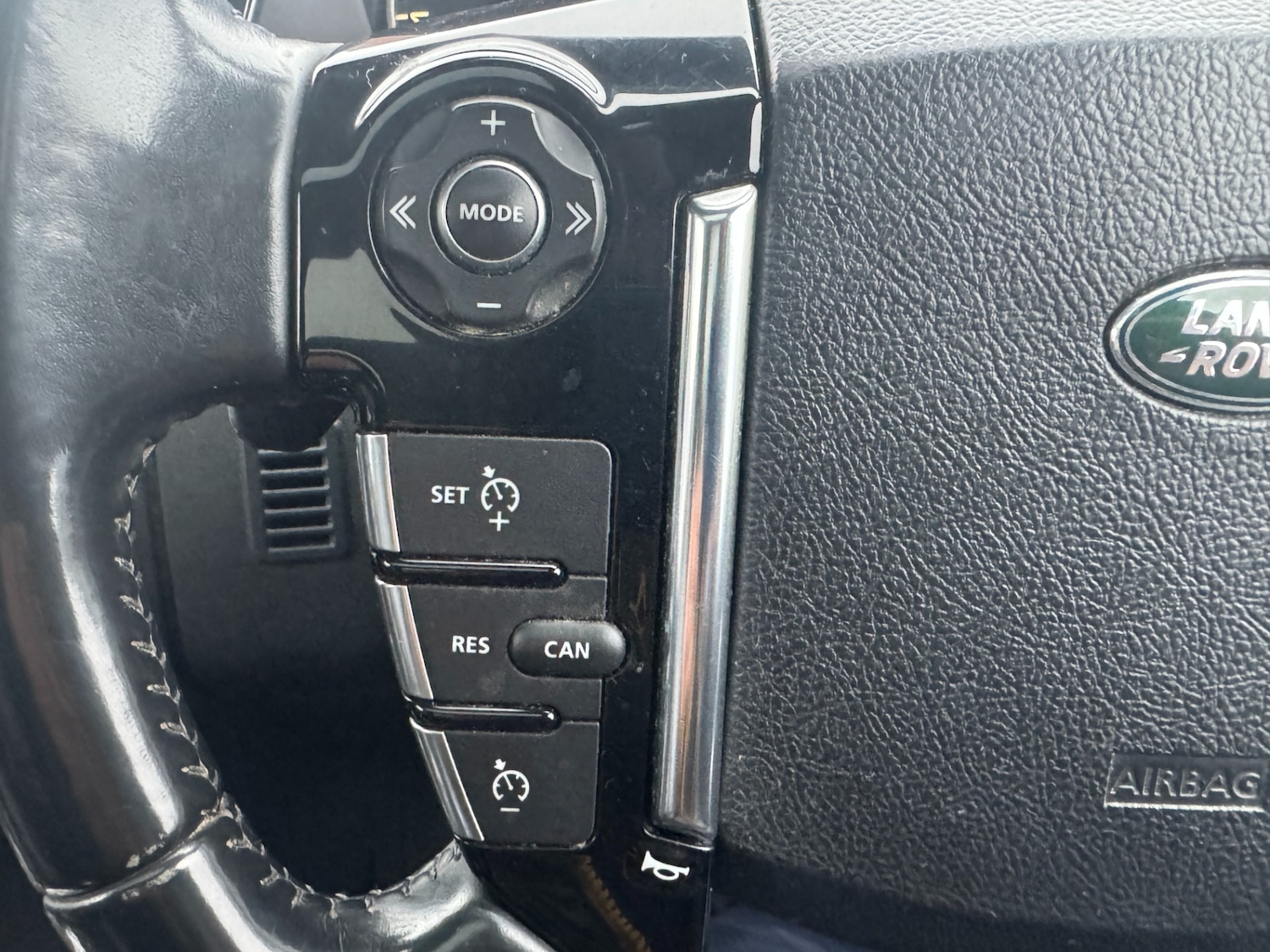 Used Land Rover Discovery 2016 for sale - 77792671: Photo 44