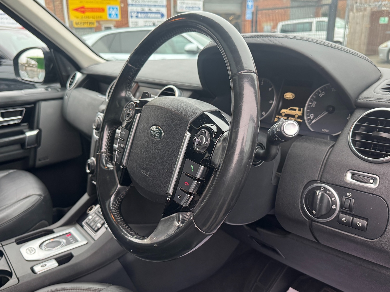 Used Land Rover Discovery 2016 for sale - 77792671: Photo 48