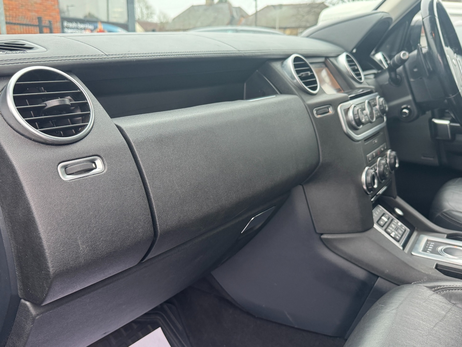 Used Land Rover Discovery 2016 for sale - 77792671: Photo 50