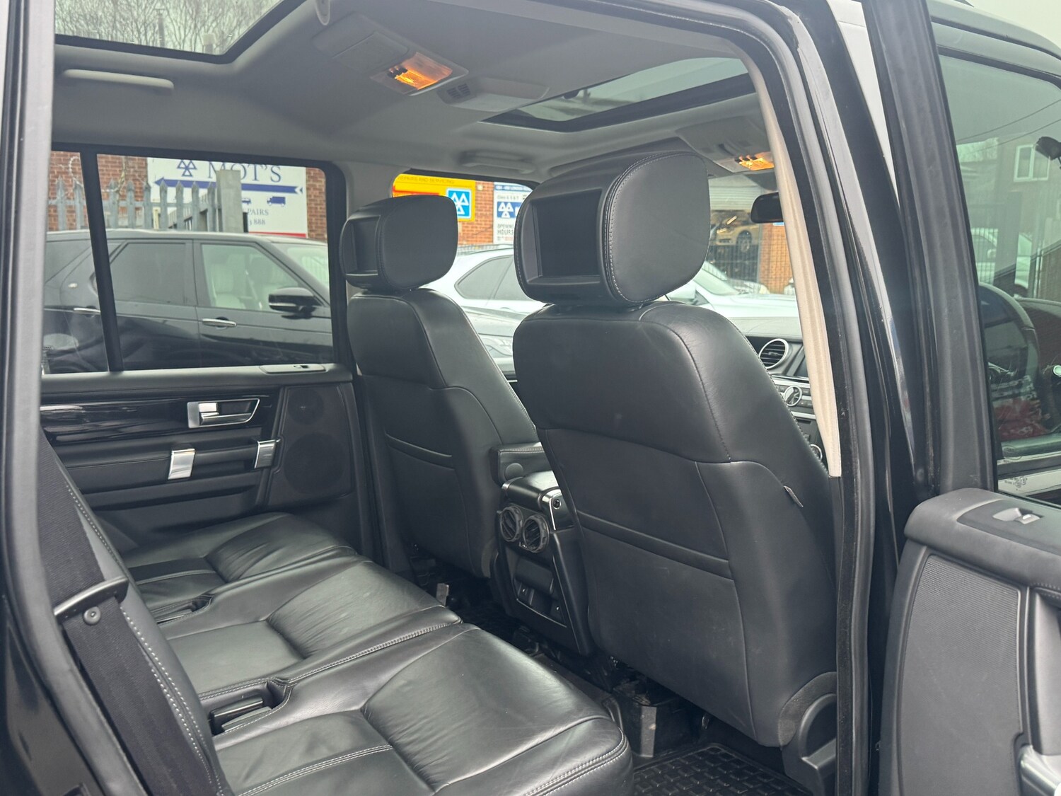 Used Land Rover Discovery 2016 for sale - 77792671: Photo 56