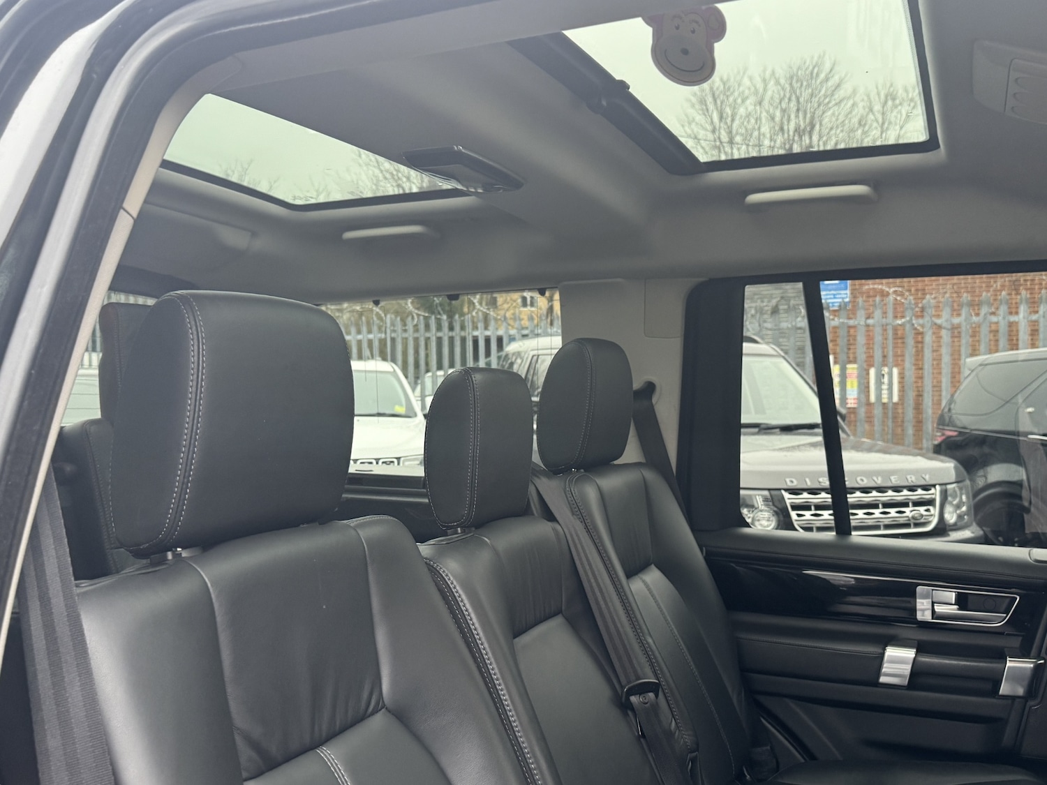 Used Land Rover Discovery 2016 for sale - 77792671: Photo 60