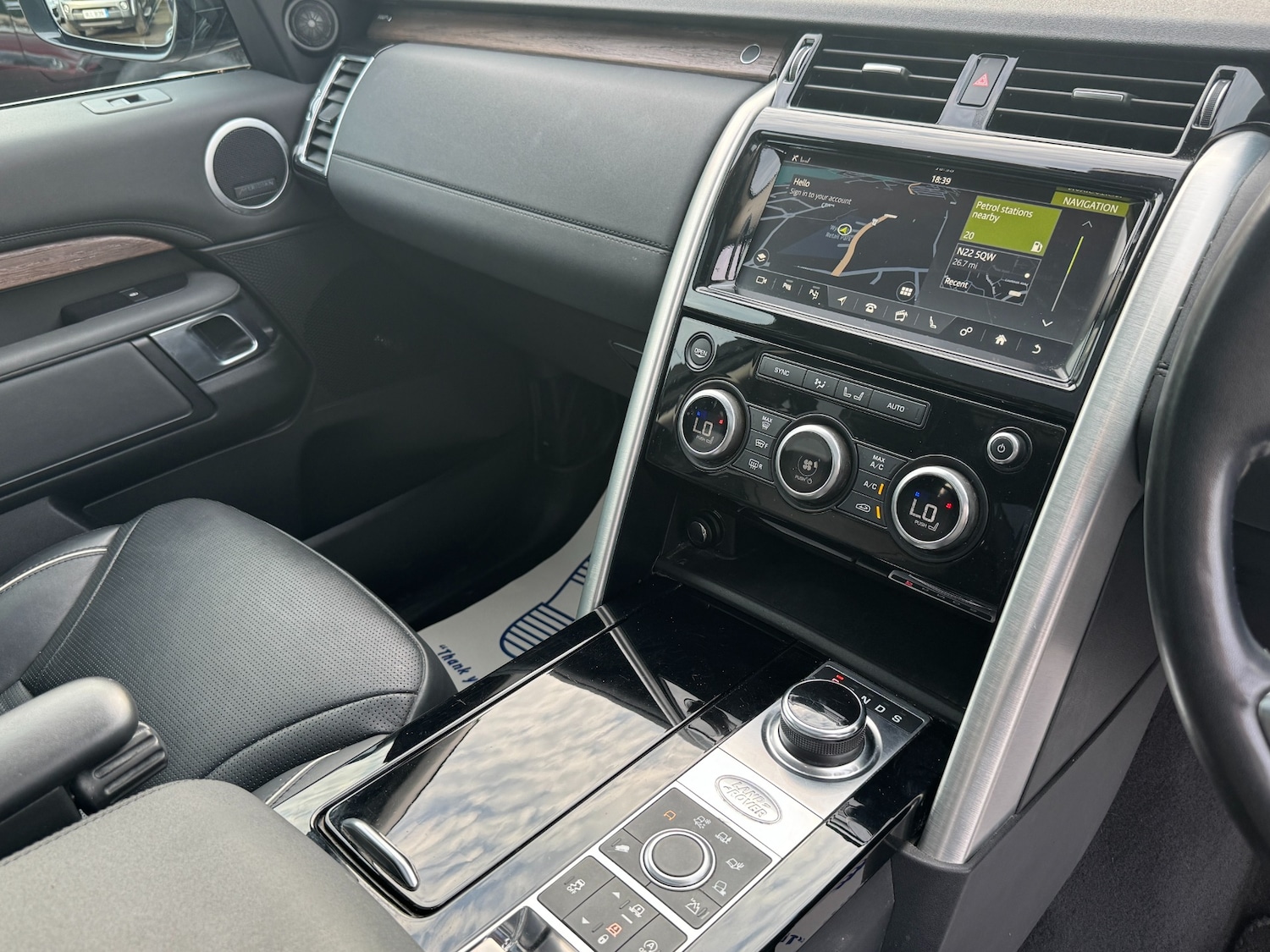 Used Land Rover Discovery 2019 for sale - 76555600: Photo 32