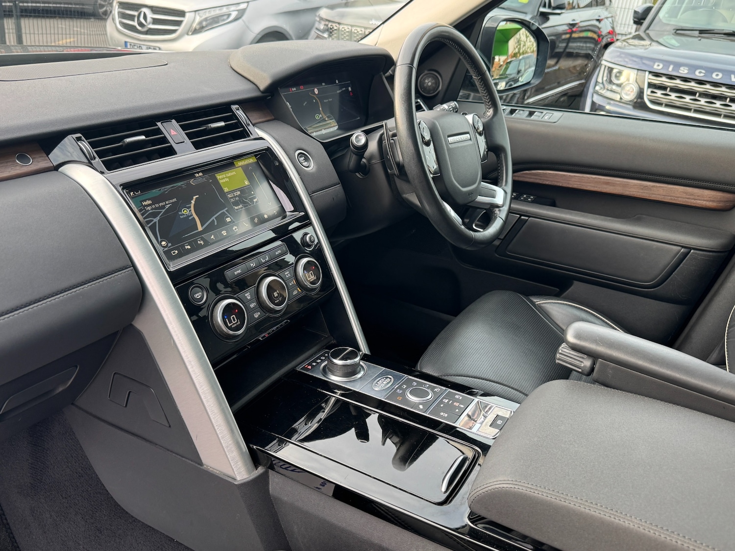 Used Land Rover Discovery 2019 for sale - 76555600: Photo 33