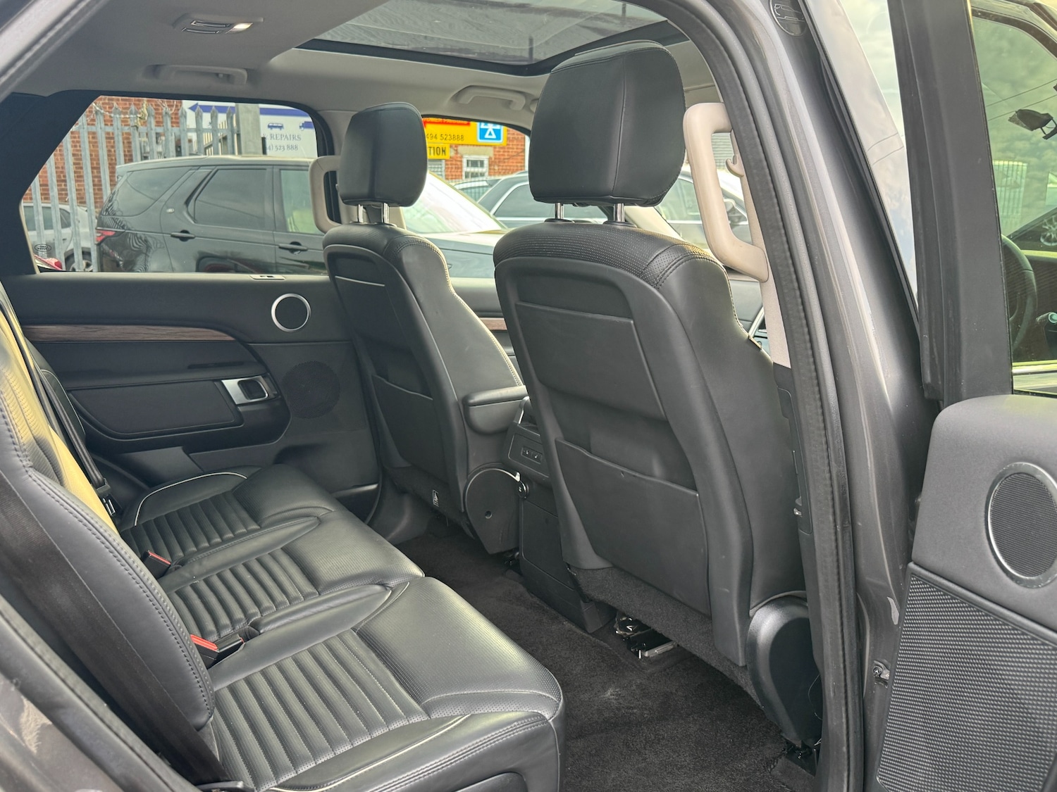 Used Land Rover Discovery 2019 for sale - 76555600: Photo 57