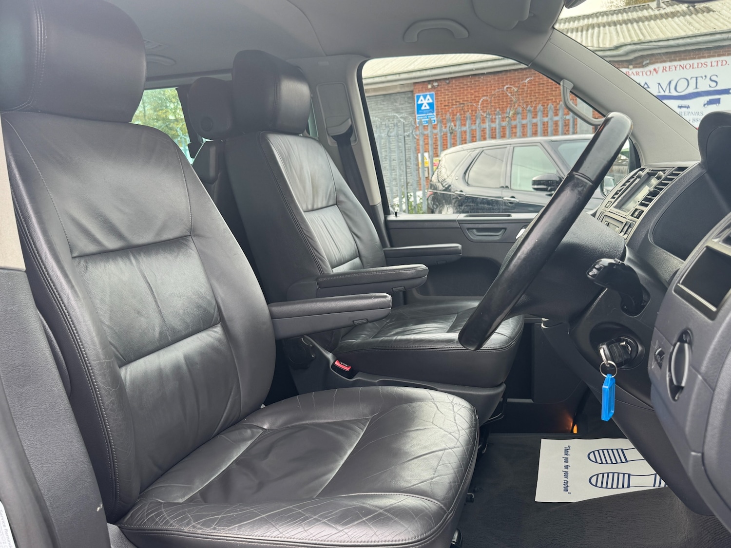 Used Volkswagen Caravelle 2009 for sale - 76526474: Photo 24