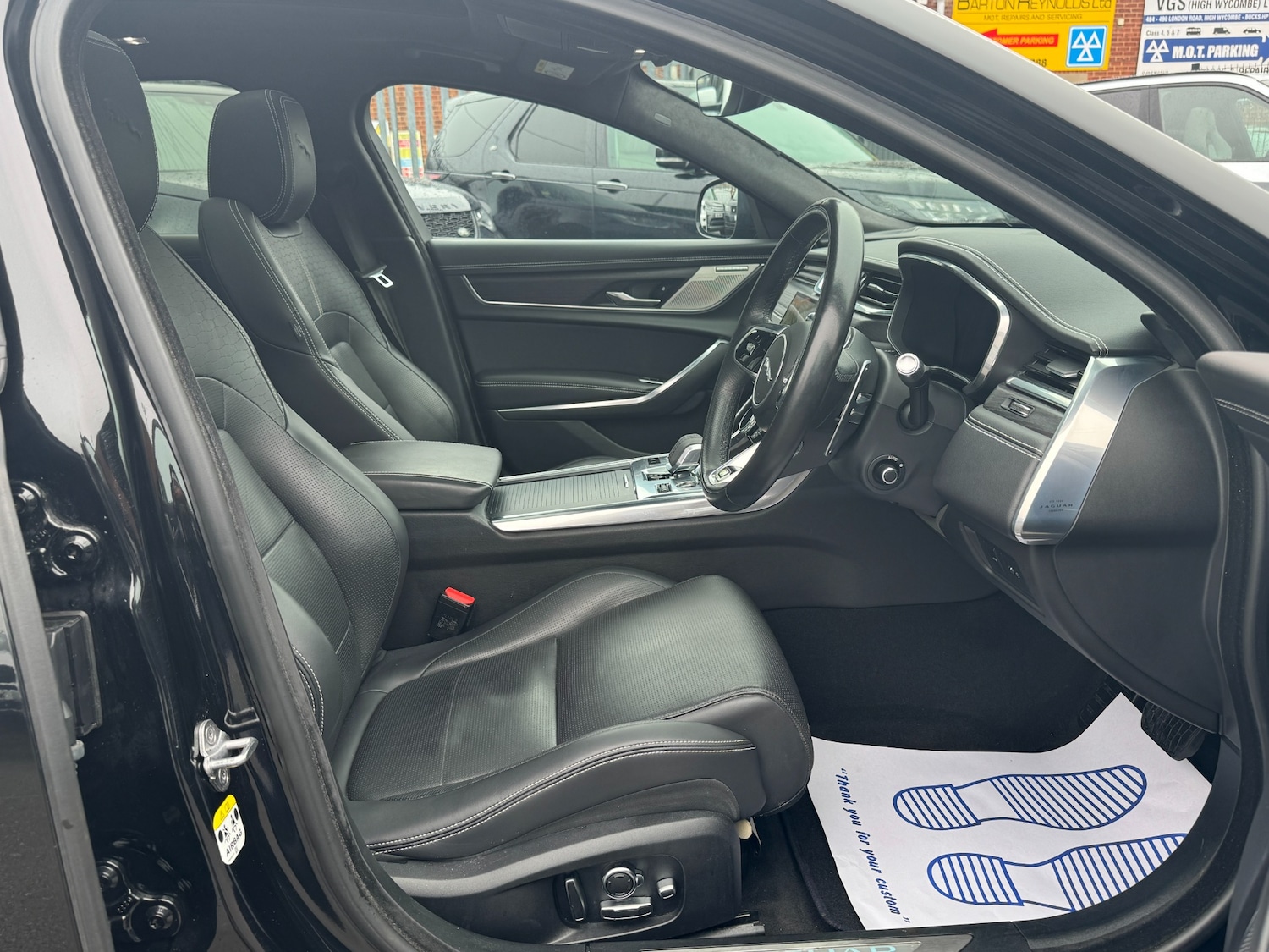 Used Jaguar XF 2022 for sale - 77568417: Photo 32