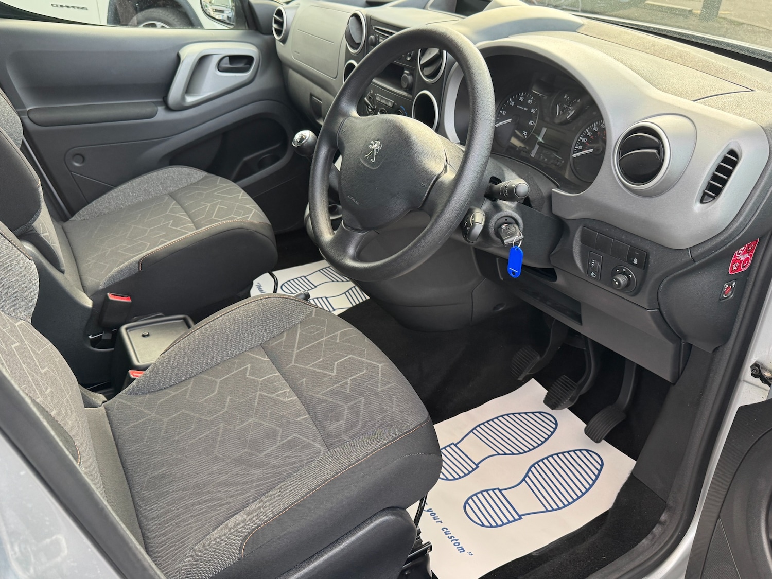 Used Peugeot Partner Tepee 2018 for sale - 76177261: Photo 21