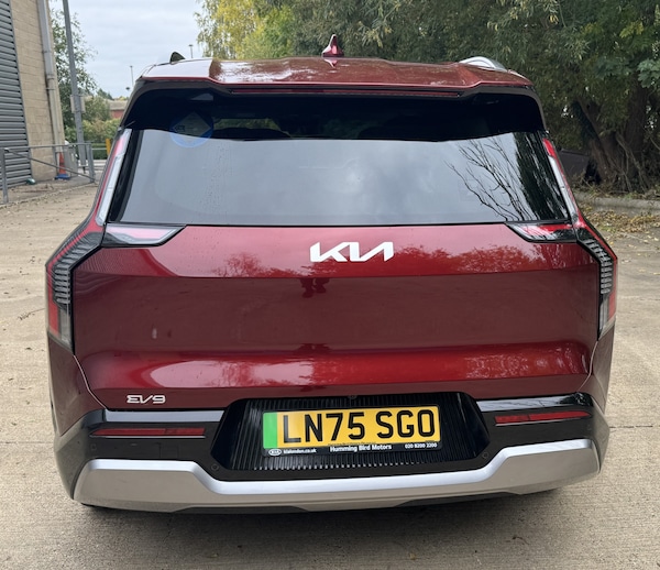 Used Kia EV9 2025 for sale - 76302485: Photo 4