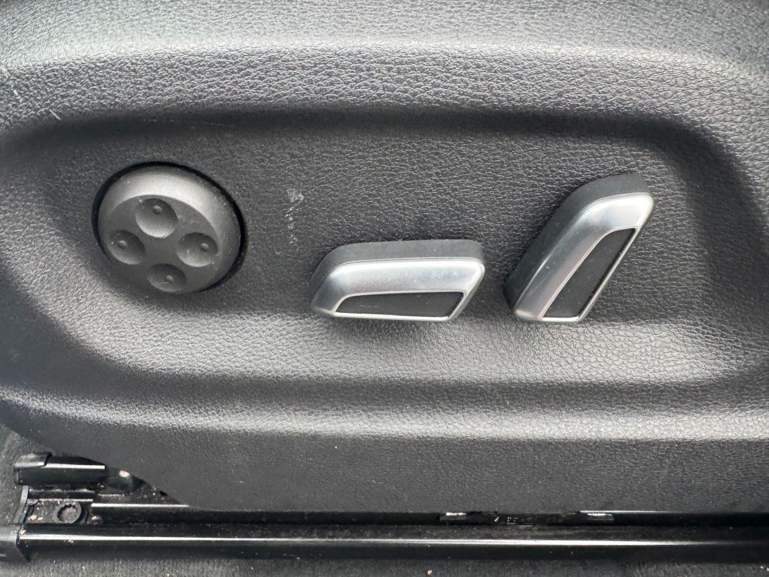 Used Audi Q5 2017 for sale - 77590316: Photo 56