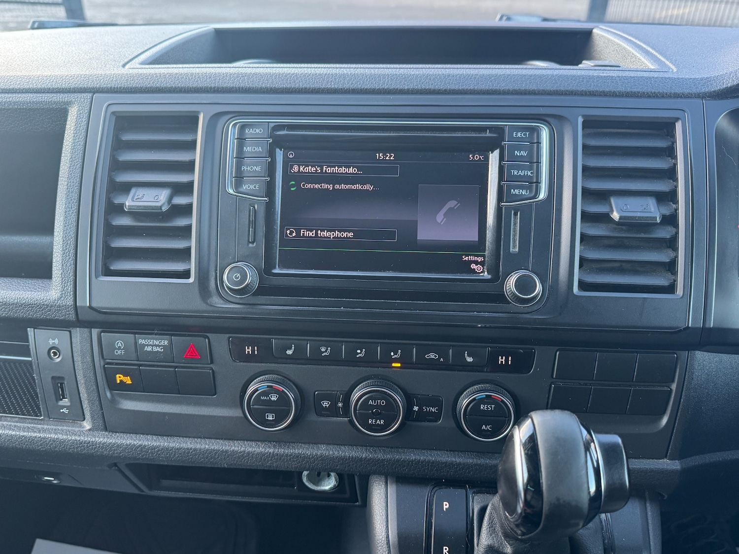 Used Volkswagen Transporter Shuttle 2017 for sale - 77100571: Photo 38