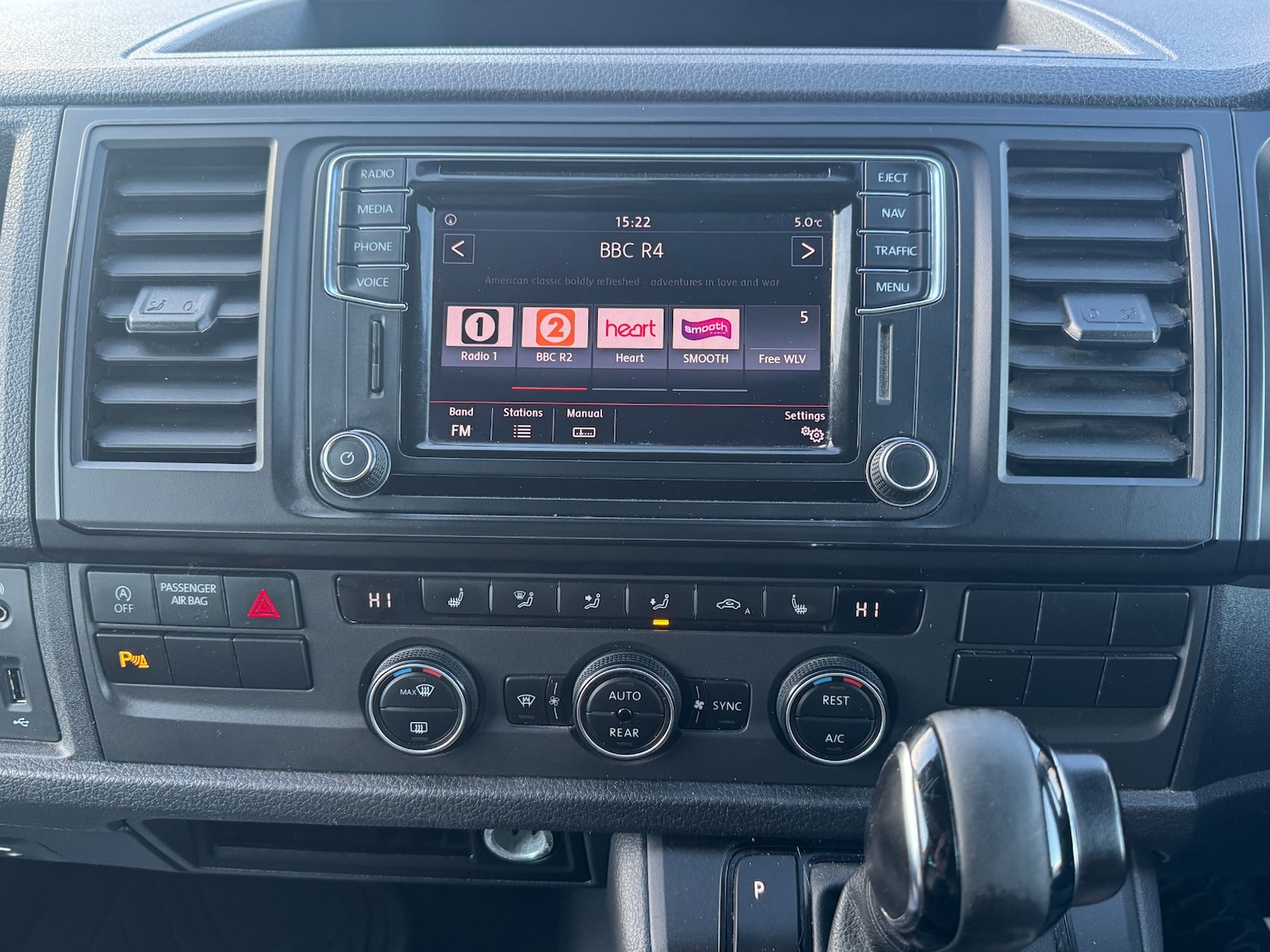 Used Volkswagen Transporter Shuttle 2017 for sale - 77100571: Photo 40