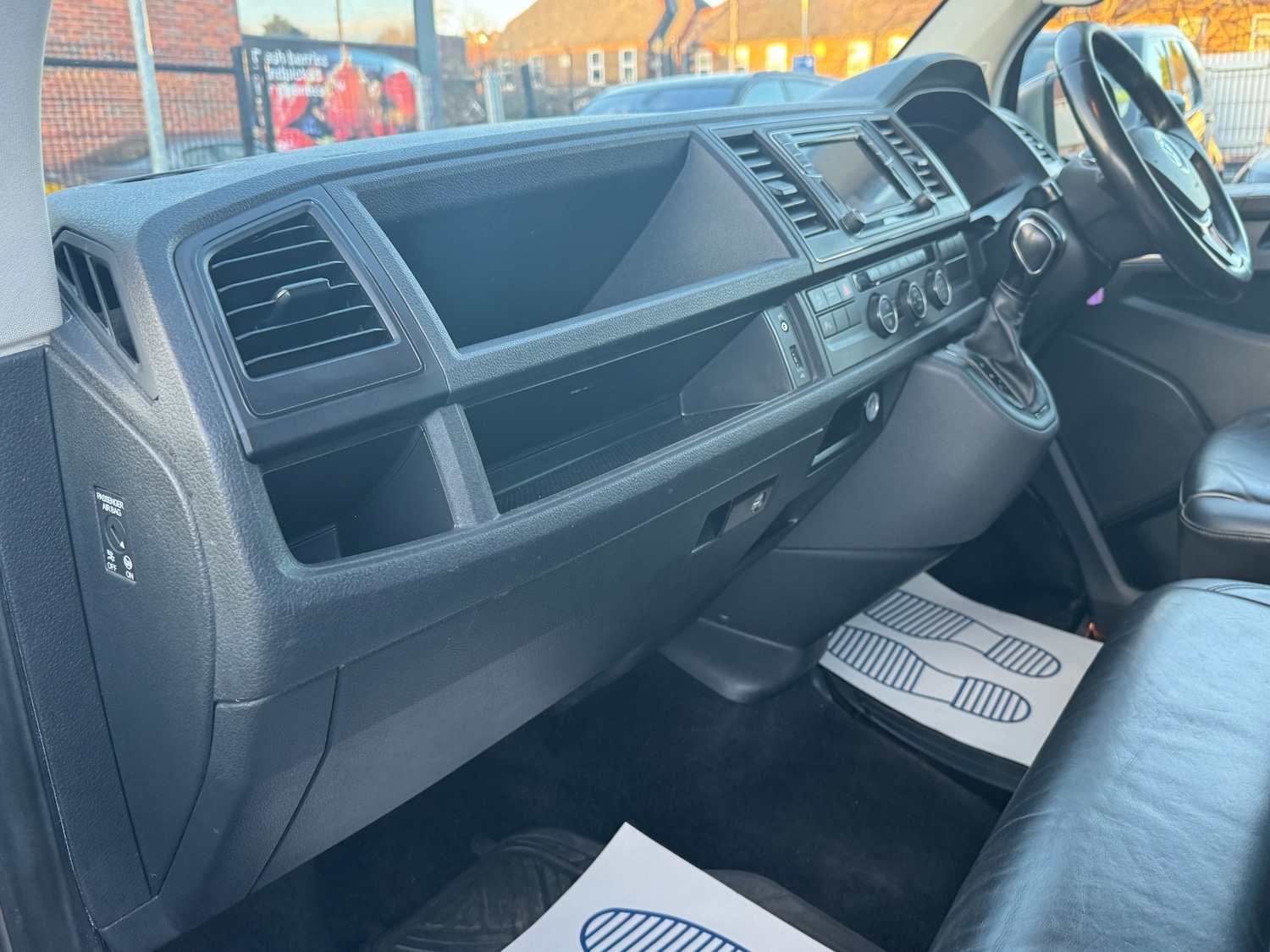 Used Volkswagen Transporter Shuttle 2017 for sale - 77100571: Photo 45