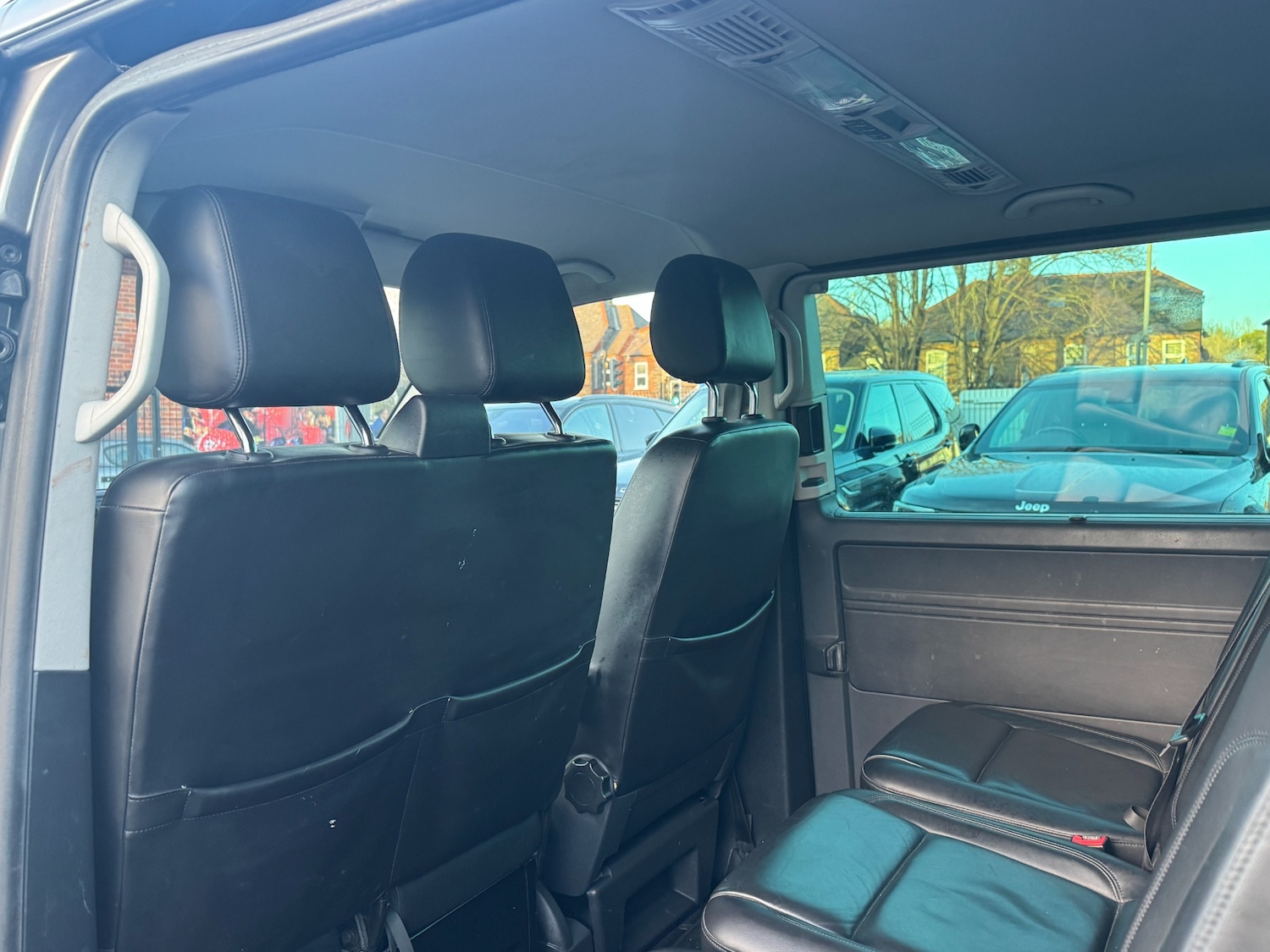 Used Volkswagen Transporter Shuttle 2017 for sale - 77100571: Photo 51