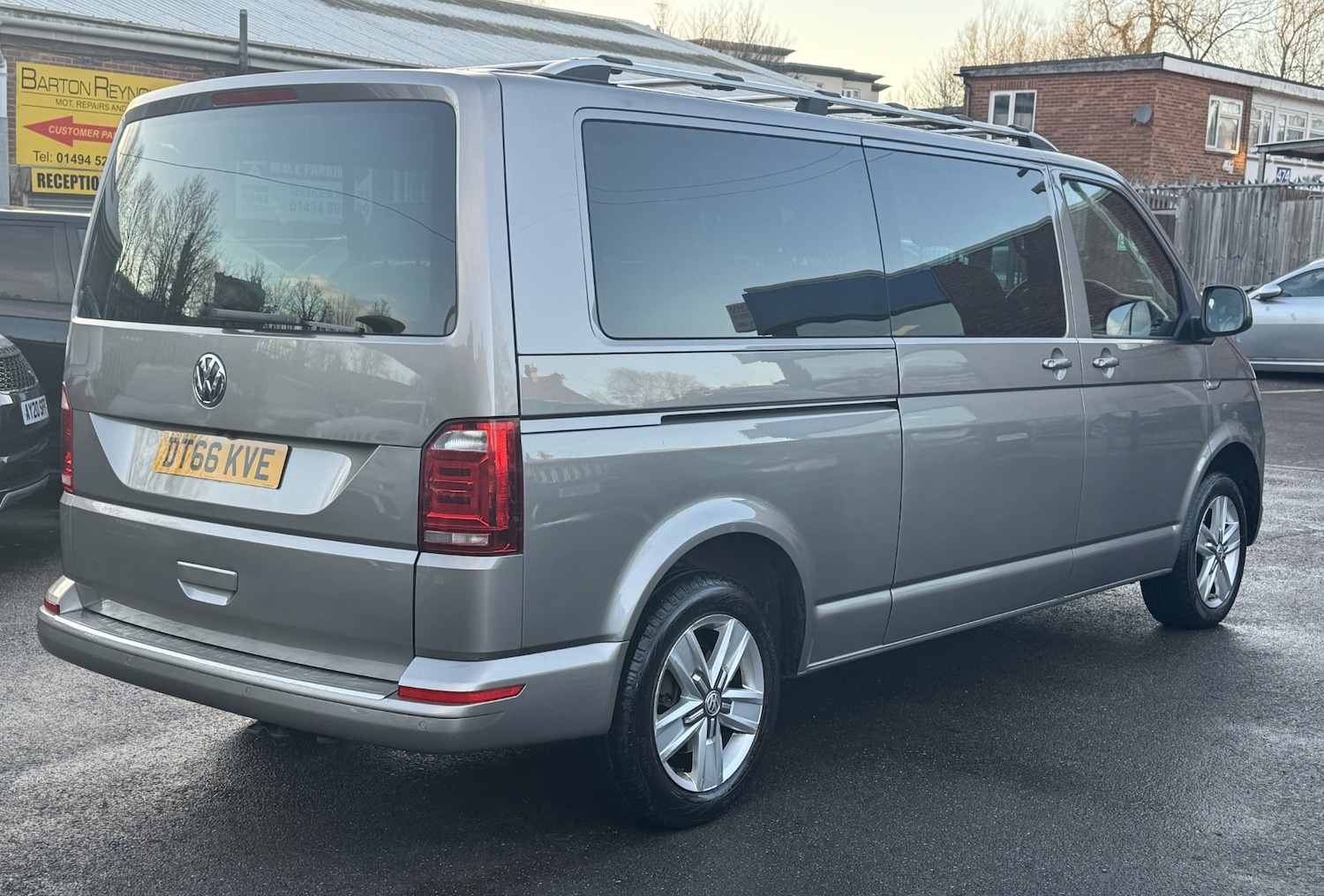 Used Volkswagen Transporter Shuttle 2017 for sale - 77100571: Photo 7