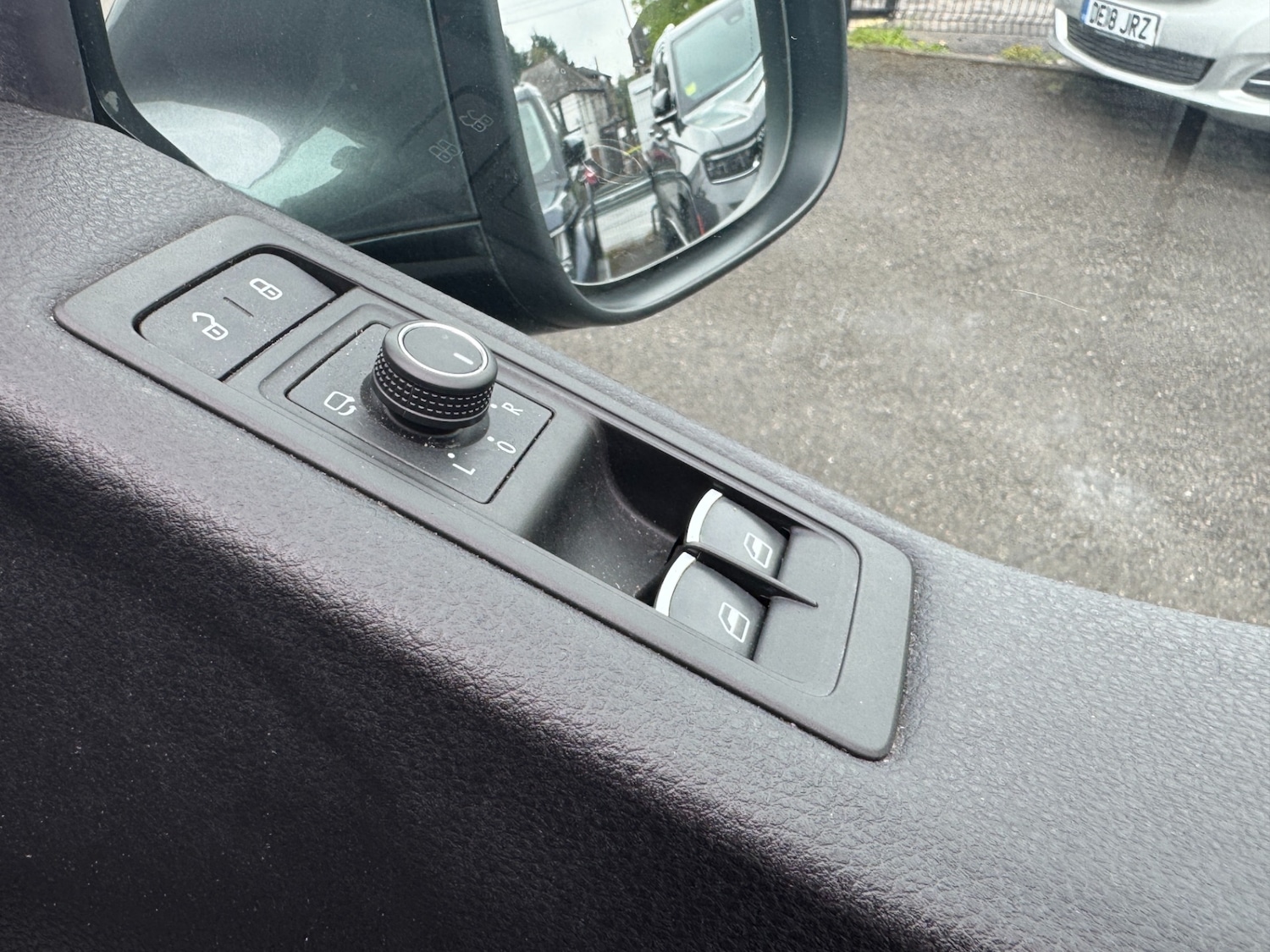 Used Volkswagen Caravelle 2018 for sale - 76526546: Photo 46