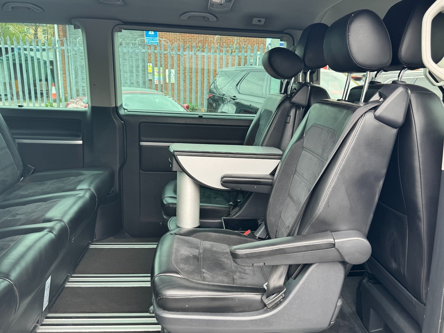 Used Volkswagen Caravelle 2018 for sale - 76526546: Photo 49