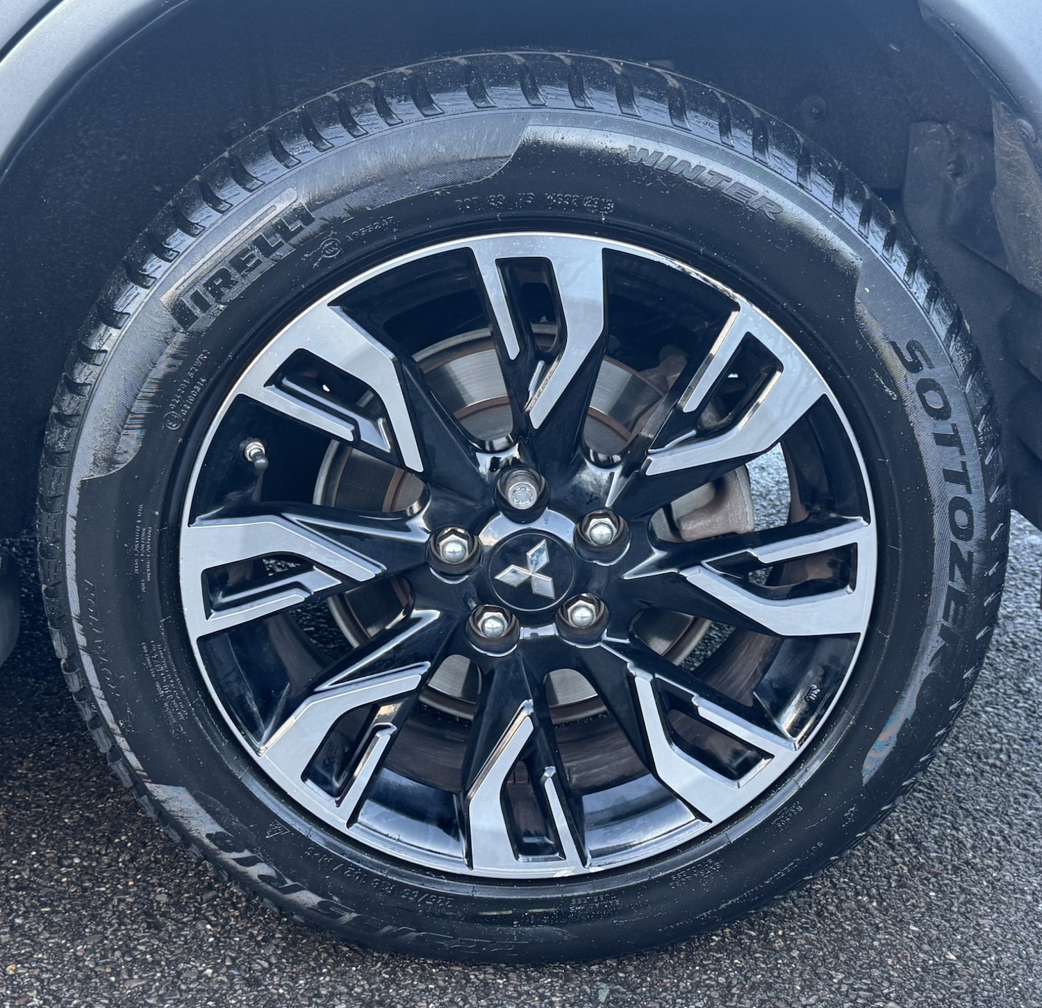 Used Mitsubishi Outlander 2017 for sale - 76762268: Photo 25