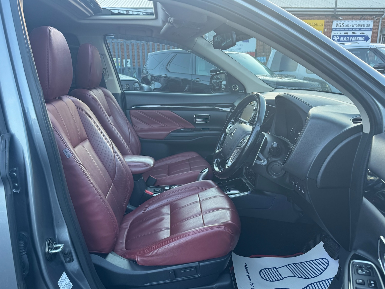 Used Mitsubishi Outlander 2017 for sale - 76762268: Photo 32