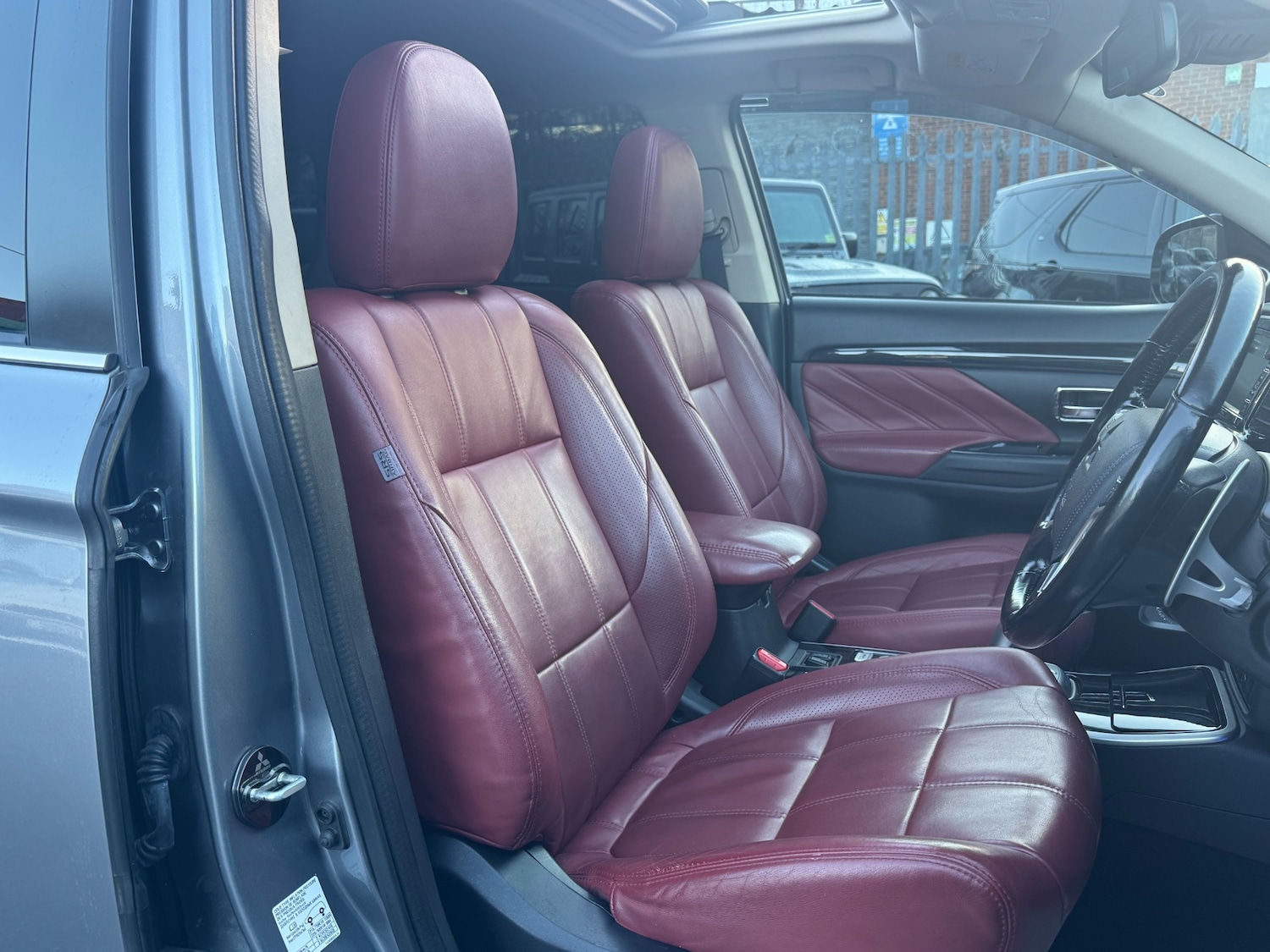 Used Mitsubishi Outlander 2017 for sale - 76762268: Photo 33