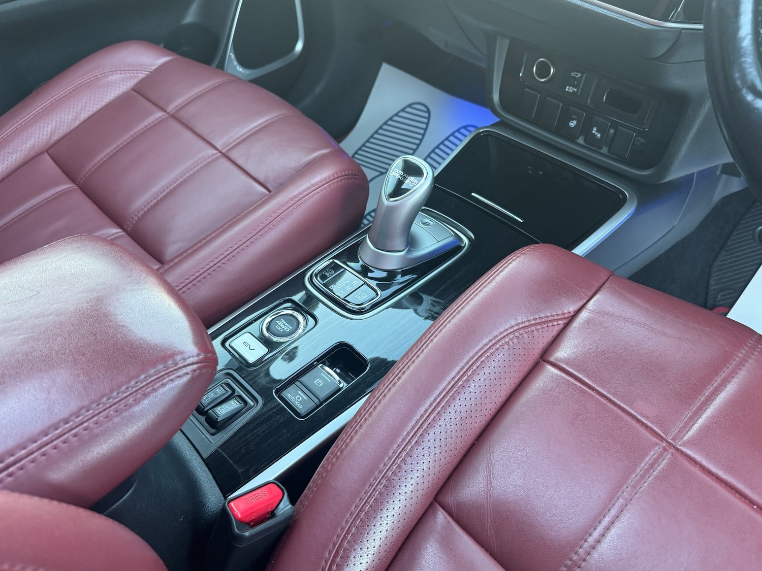 Used Mitsubishi Outlander 2017 for sale - 76762268: Photo 34