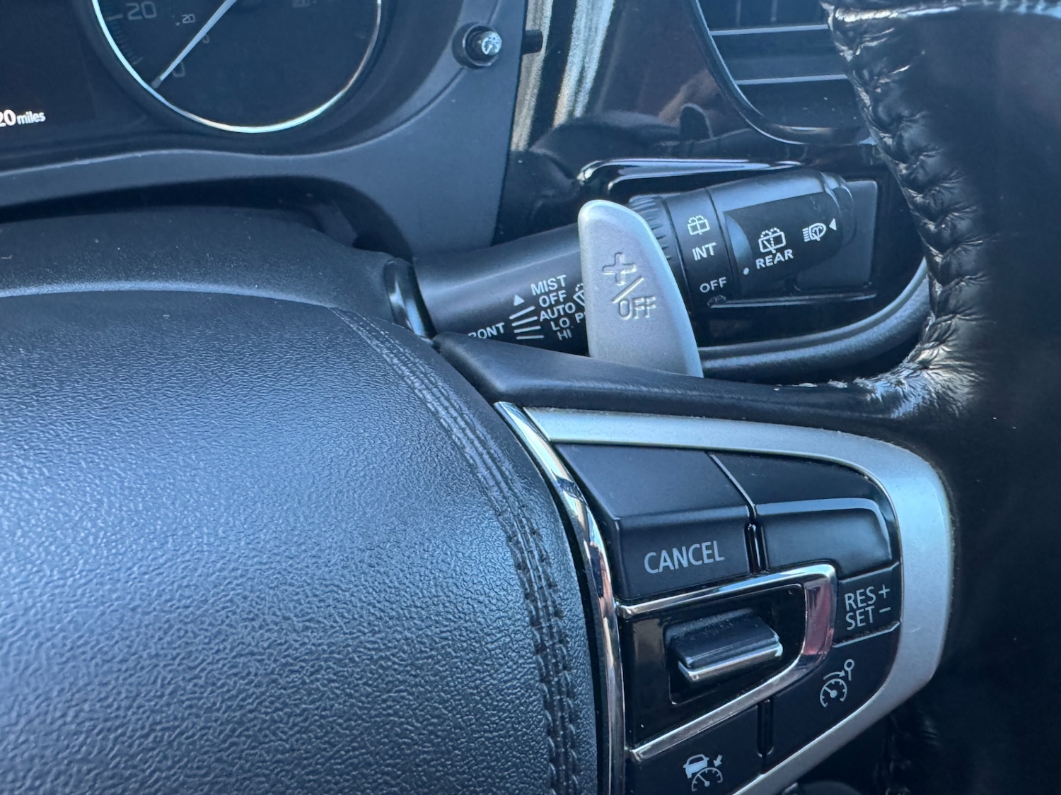 Used Mitsubishi Outlander 2017 for sale - 76762268: Photo 48