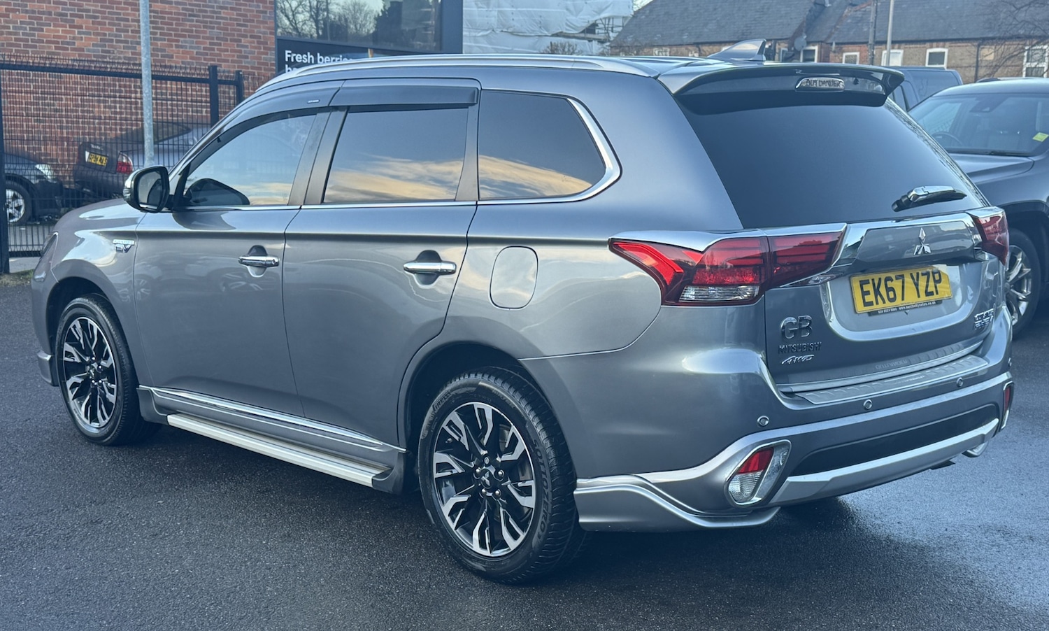 Used Mitsubishi Outlander 2017 for sale - 76762268: Photo 5