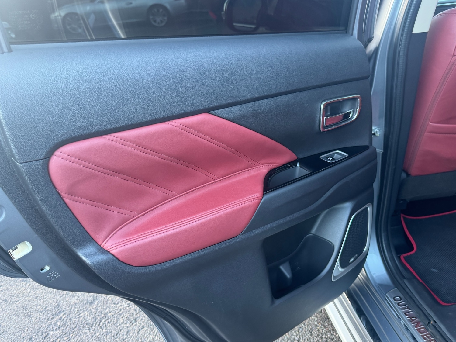 Used Mitsubishi Outlander 2017 for sale - 76762268: Photo 53