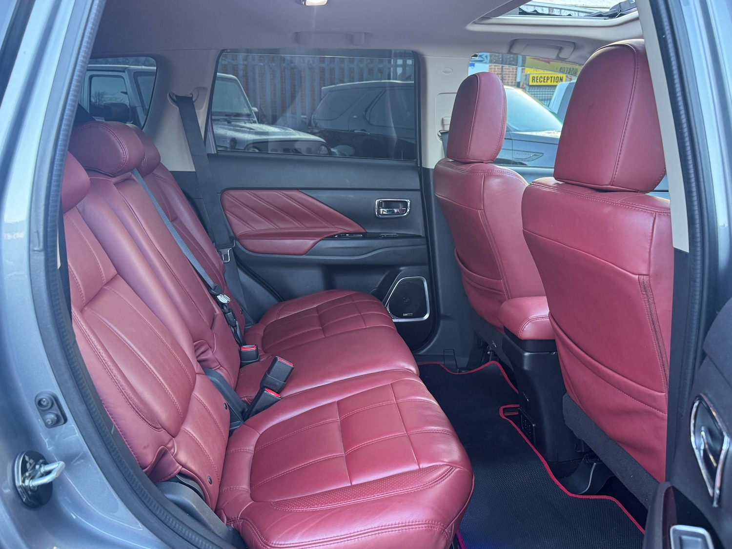 Used Mitsubishi Outlander 2017 for sale - 76762268: Photo 61