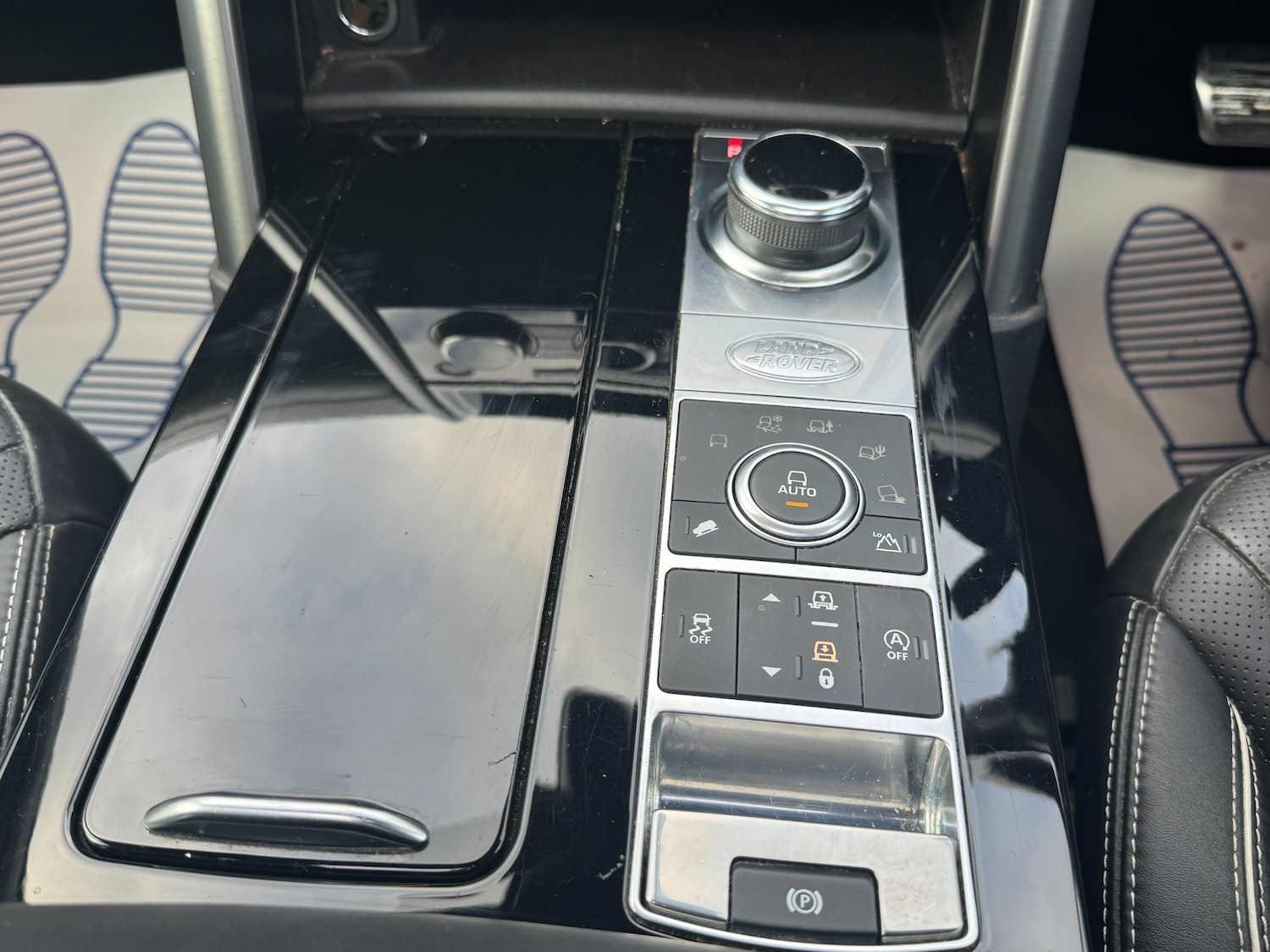 Used Land Rover Discovery 2020 for sale - 77013175: Photo 39