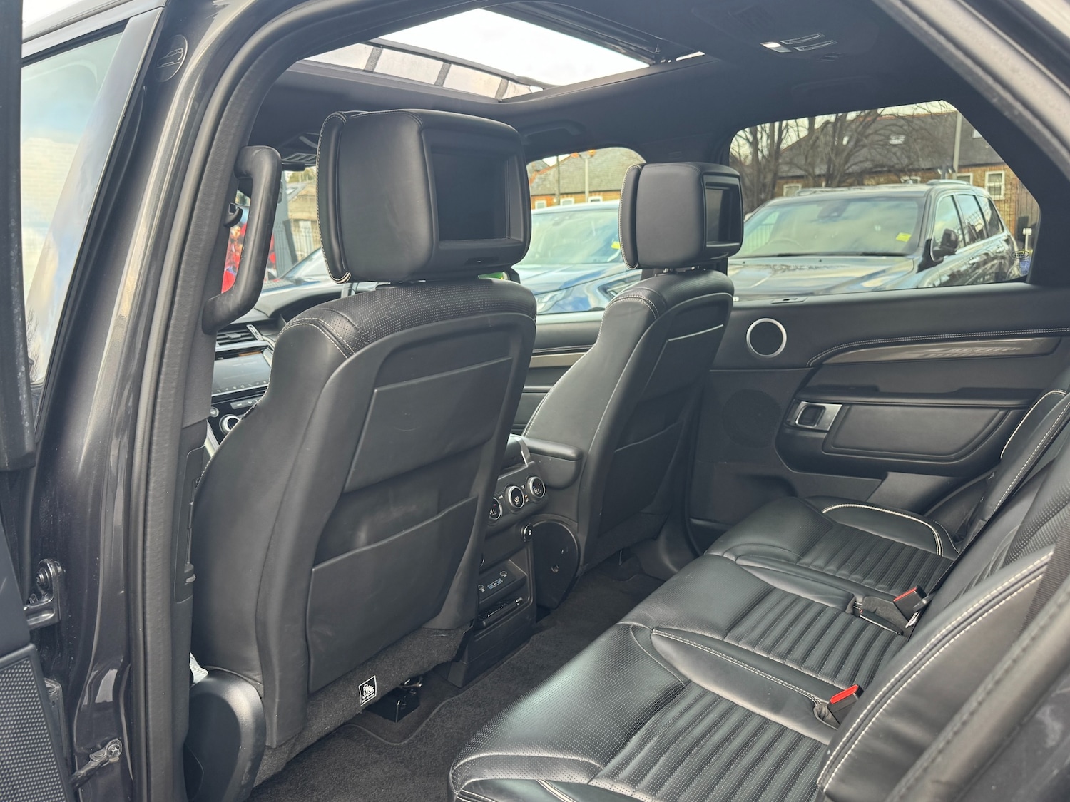 Used Land Rover Discovery 2020 for sale - 77013175: Photo 58