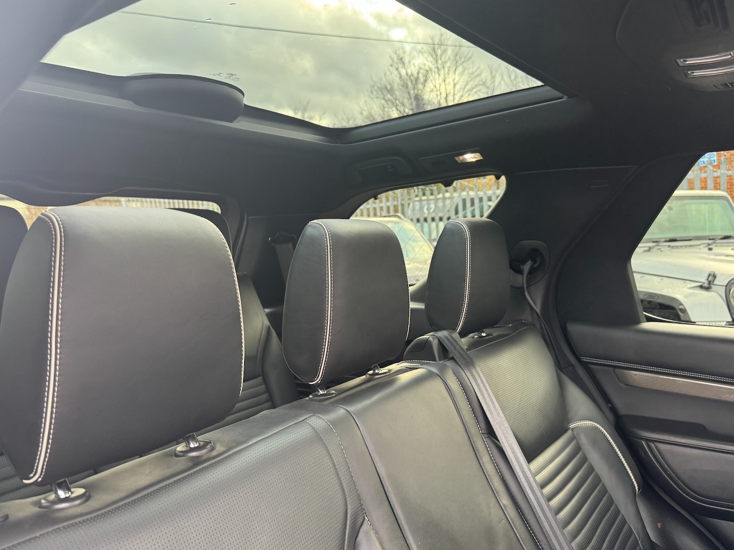 Used Land Rover Discovery 2020 for sale - 77013175: Photo 61