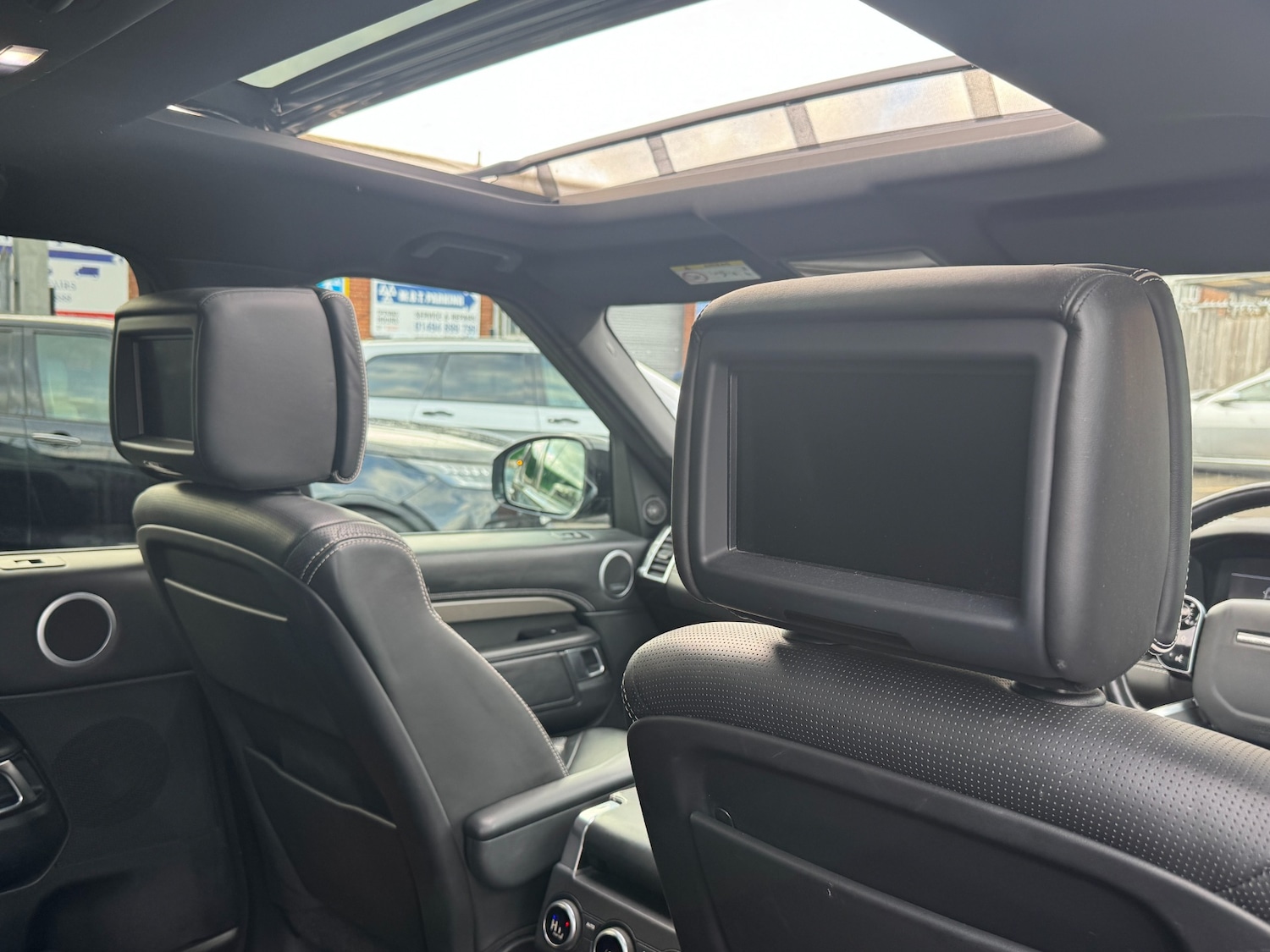 Used Land Rover Discovery 2020 for sale - 77013175: Photo 65