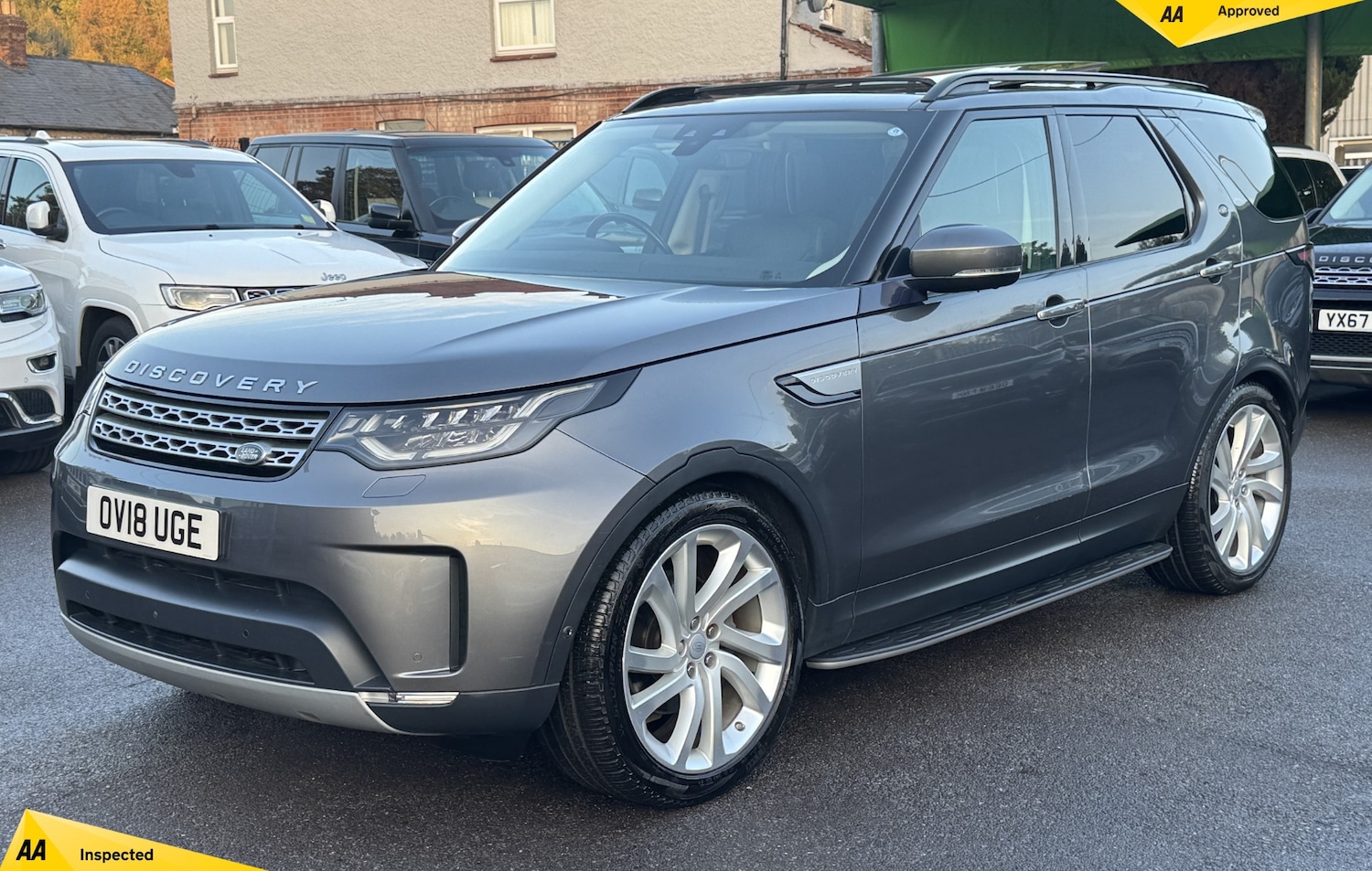 Used Land Rover Discovery 2018 for sale - 76637884: Photo 1