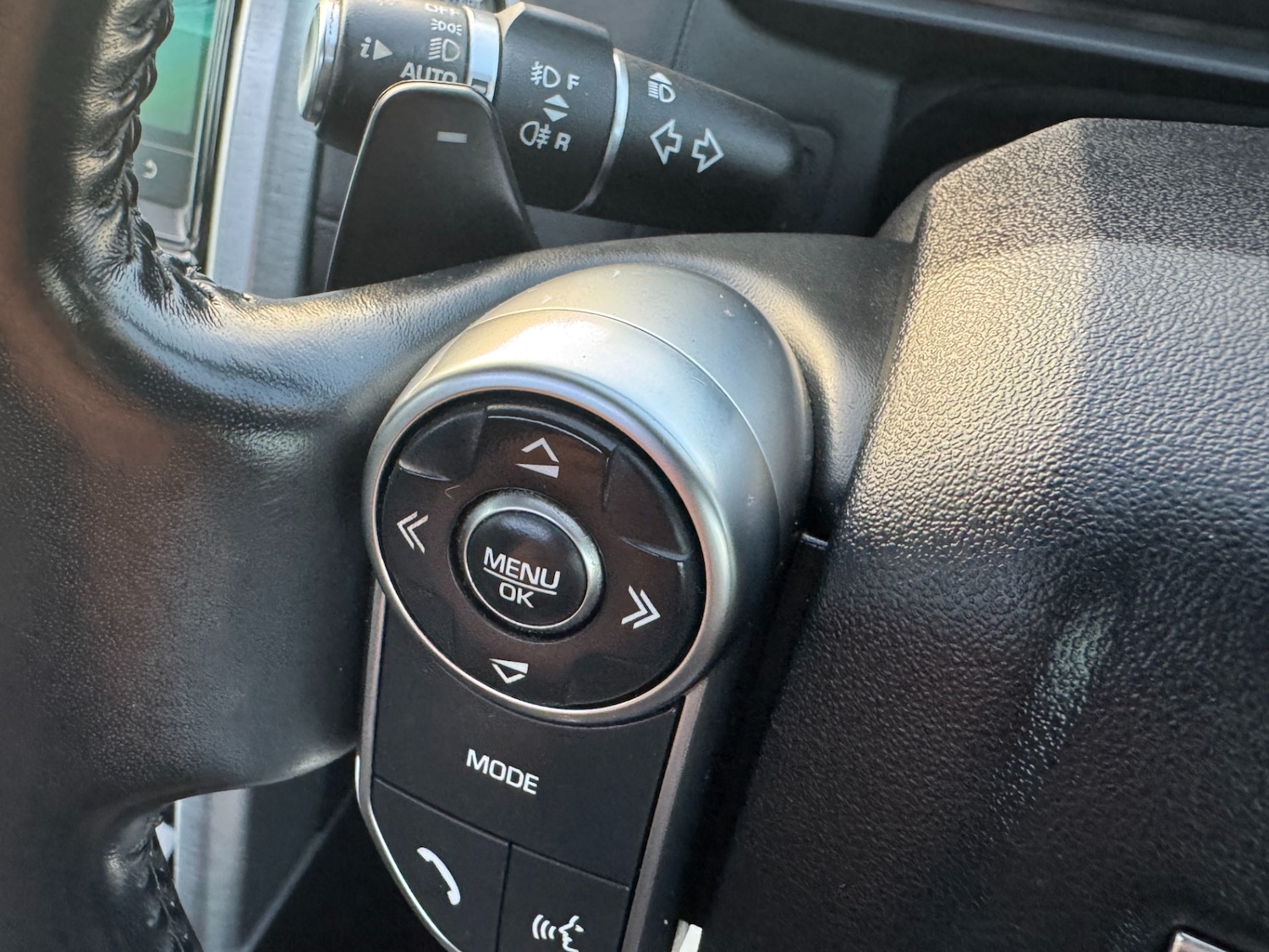 Used Land Rover Discovery 2018 for sale - 76637884: Photo 47