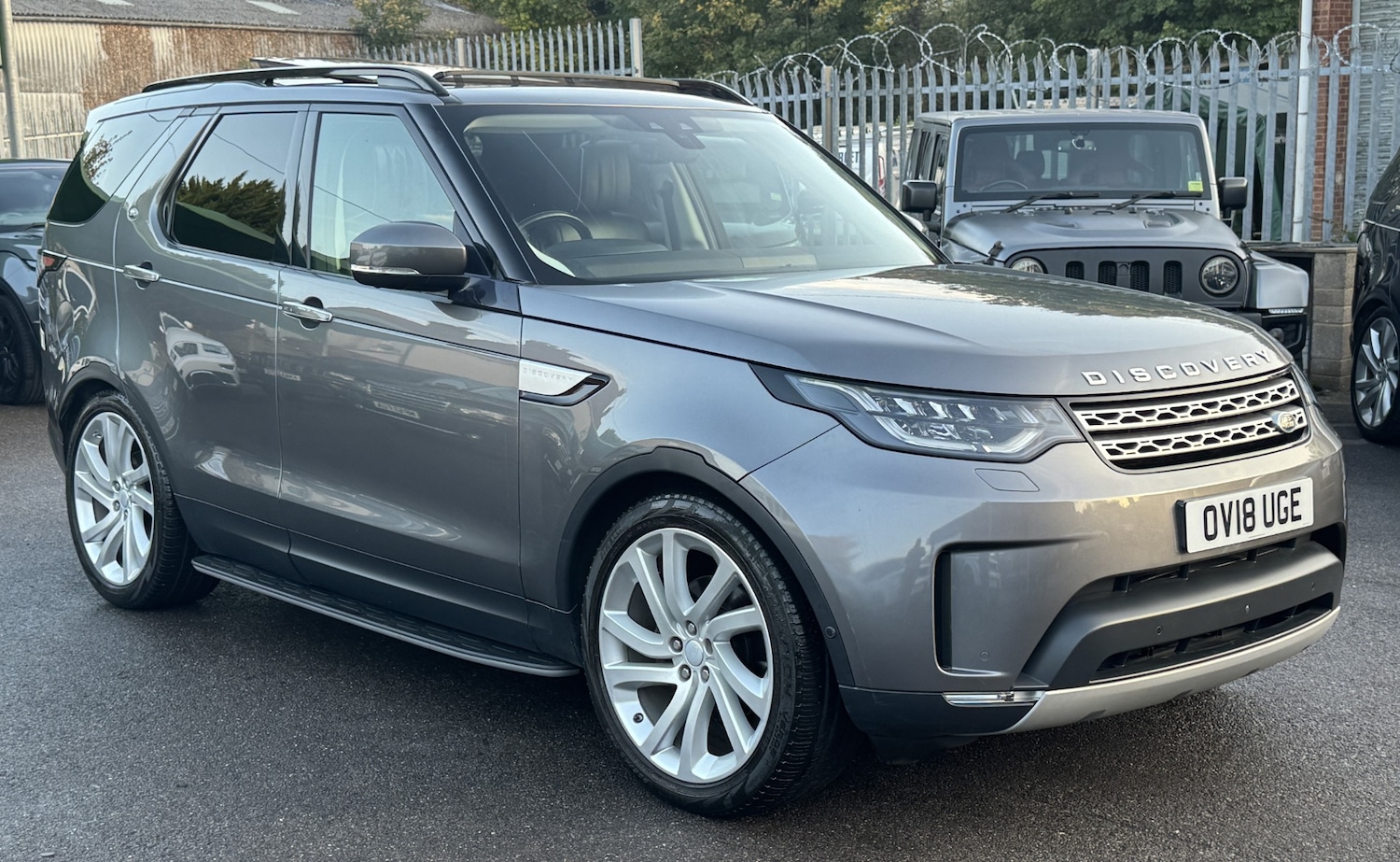 Used Land Rover Discovery 2018 for sale - 76637884: Photo 9