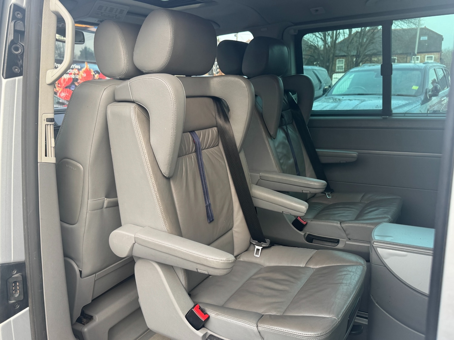 Used Volkswagen Caravelle 2007 for sale - 77069926: Photo 46