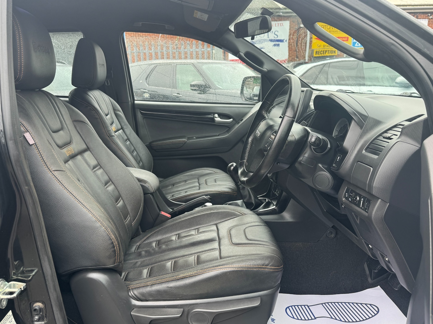 Used Isuzu D-Max 2017 for sale - 77707936: Photo 32