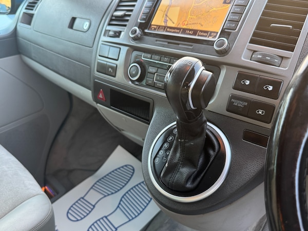 Used Volkswagen Caravelle 2015 for sale - 75545688: Photo 27