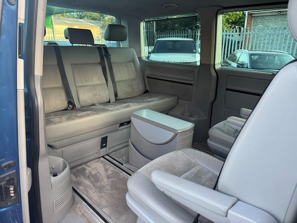 Used Volkswagen Caravelle 2015 for sale - 75545688: Photo 44