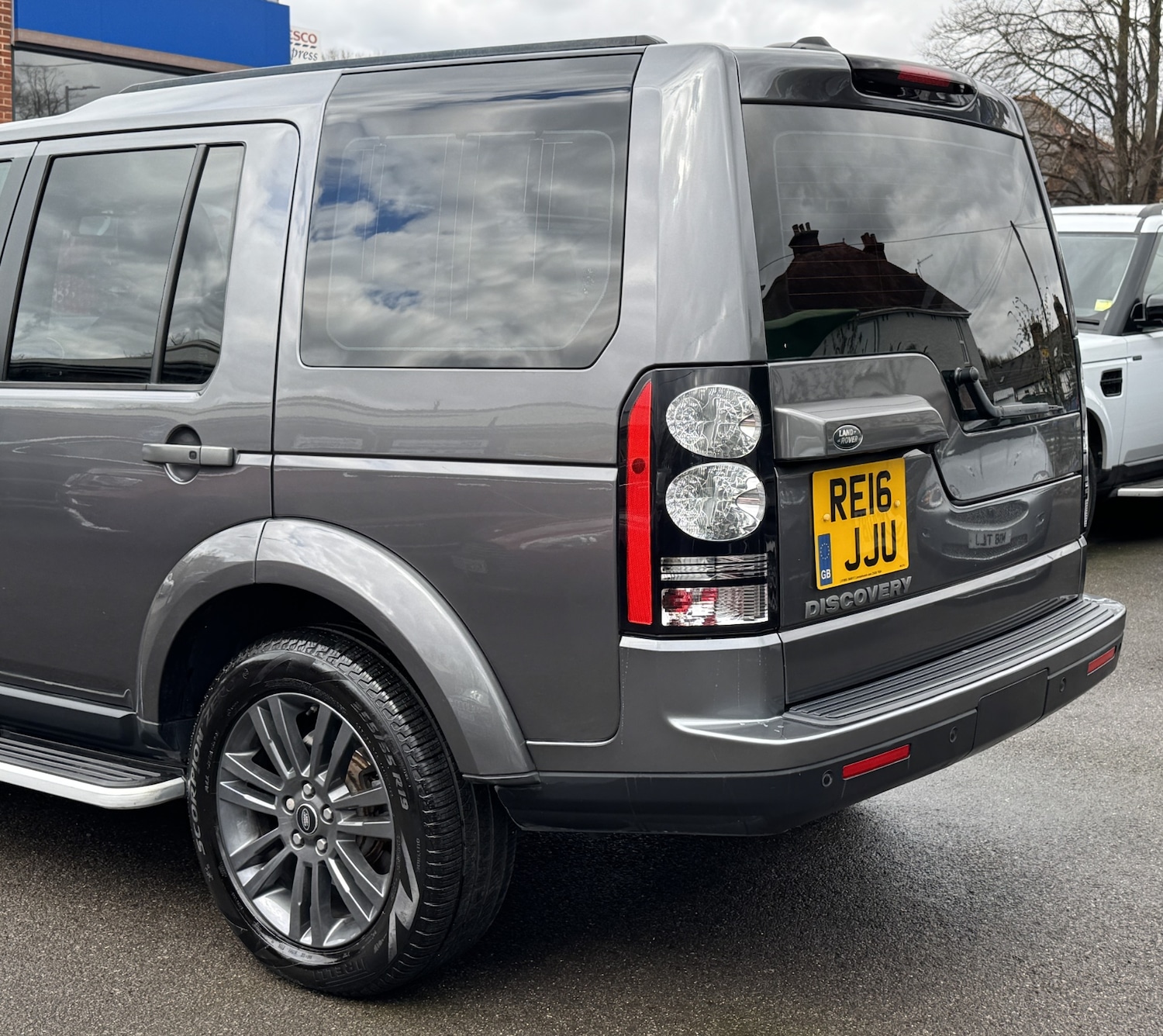 Used Land Rover Discovery 2016 for sale - 76566386: Photo 16
