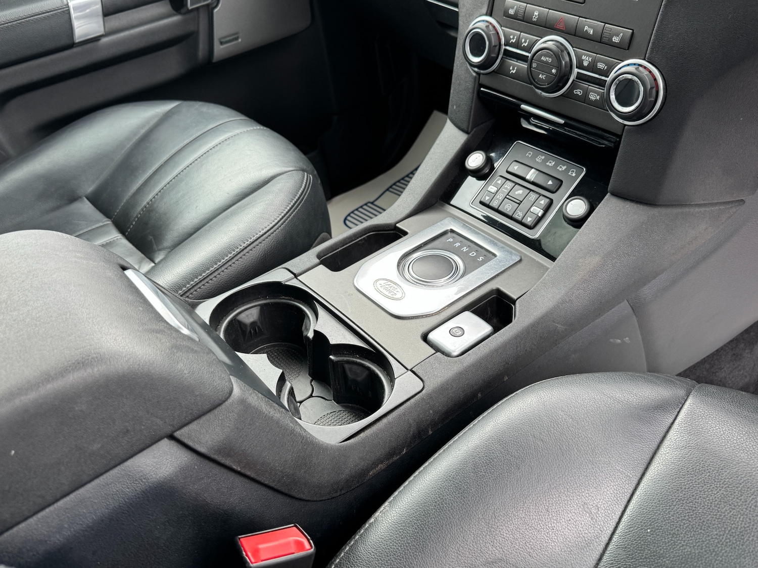 Used Land Rover Discovery 2016 for sale - 76566386: Photo 30